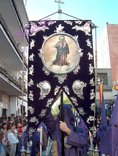 Simpecado de la Hermandad del Cristo de la Defensión