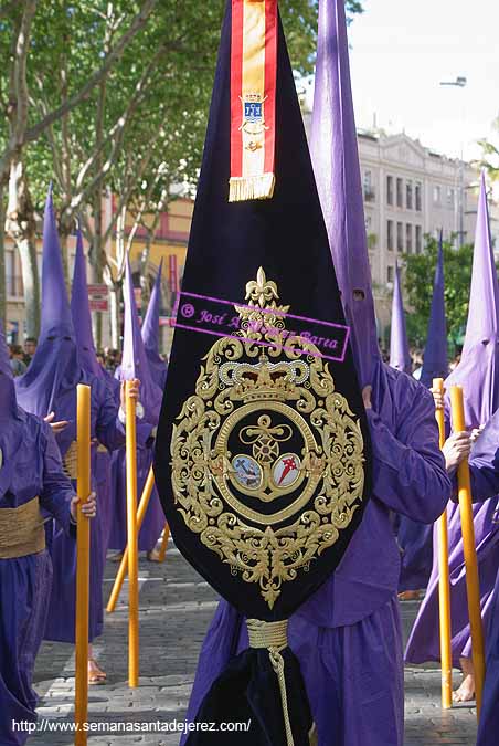 Estandarte de la Hermandad del Cristo de la Defensión