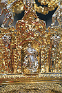 Inmaculada en el frontal del canasto de la corona de salida de María Santísima de la O