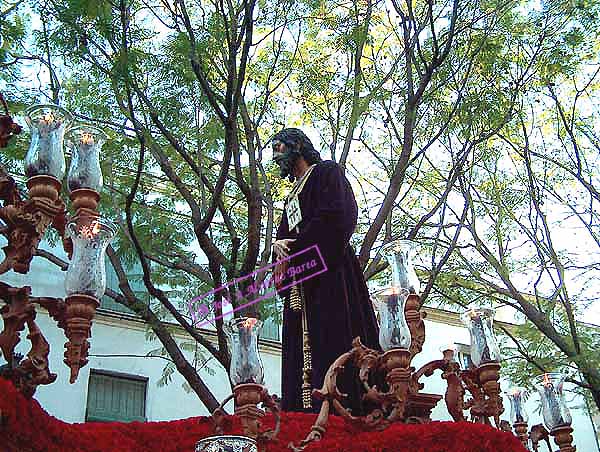 Paso de Nuestro Padre Jesús Nazareno Cautivo