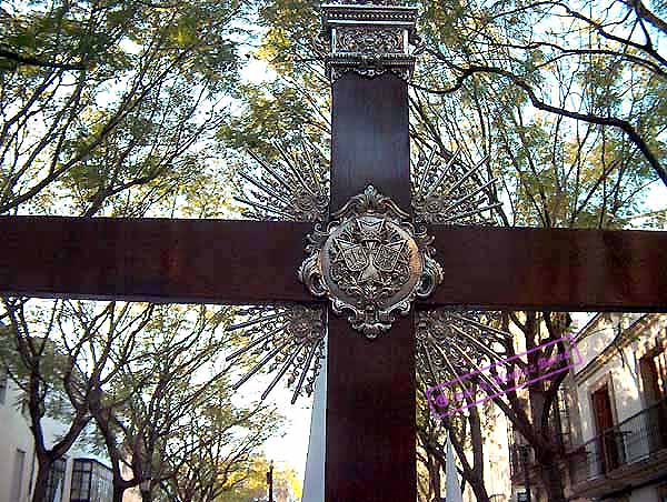 Cruceta de la Cruz de Guía de la Hermandad del Cristo del Amor 