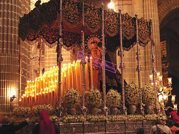 Paso de Palio de María Santísima del Desconsuelo