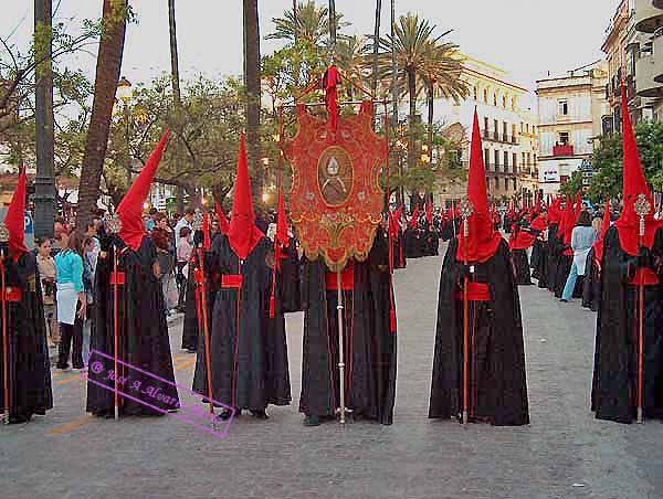 Presidencia del Estandarte de la Asociación de San Blas de la Hermandad del Desconsuelo 