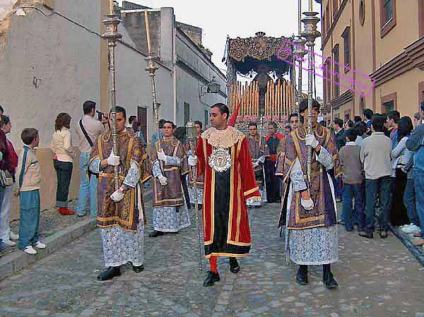 Cuerpo de Acólitos del paso de palio de la Hermandad del Desconsuelo 