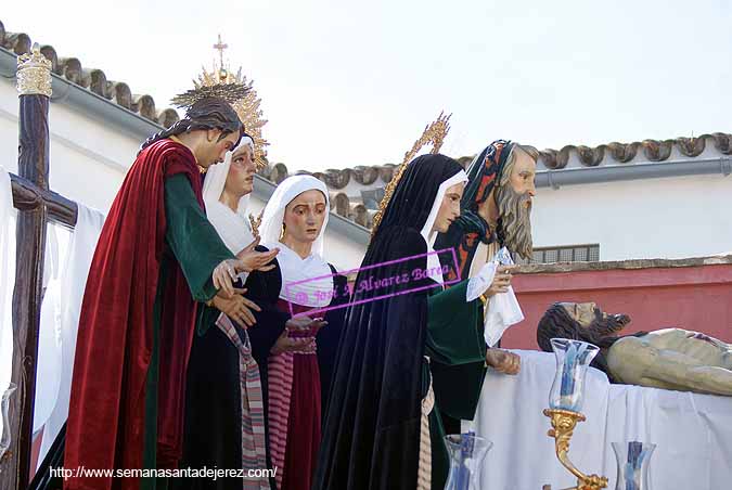 Paso de Misterio del Traslado al Sepulcro de Nuestro Señor Jesucristo