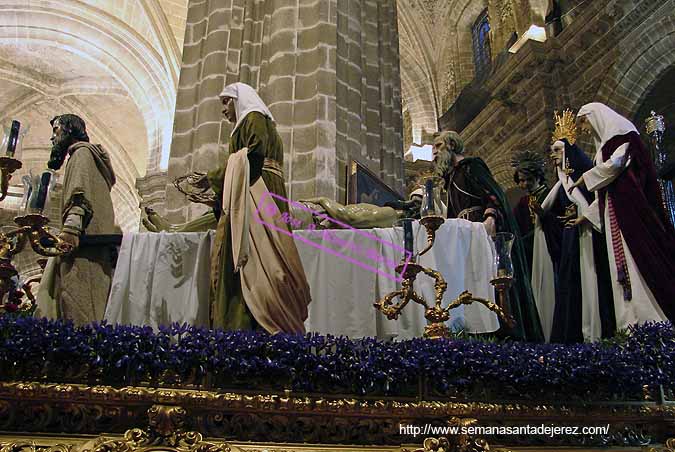 Paso de Misterio del Traslado al Sepulcro de Nuestro Señor Jesucristo