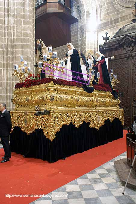 Paso de Misterio del Traslado al Sepulcro de Nuestro Señor Jesucristo