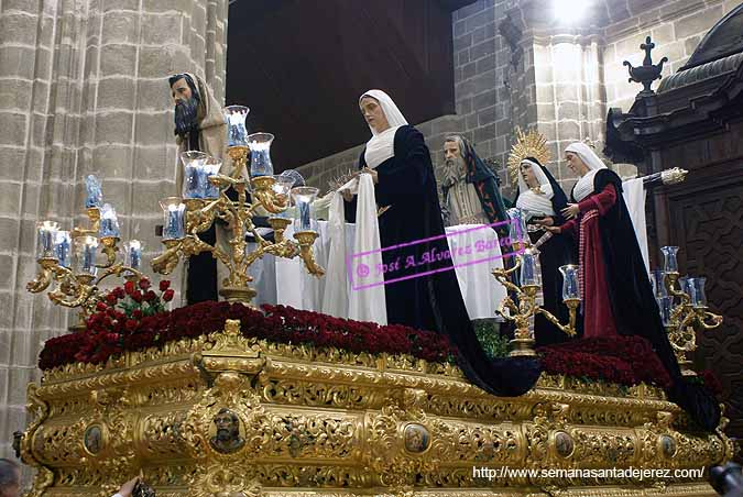 Paso de Misterio del Traslado al Sepulcro de Nuestro Señor Jesucristo