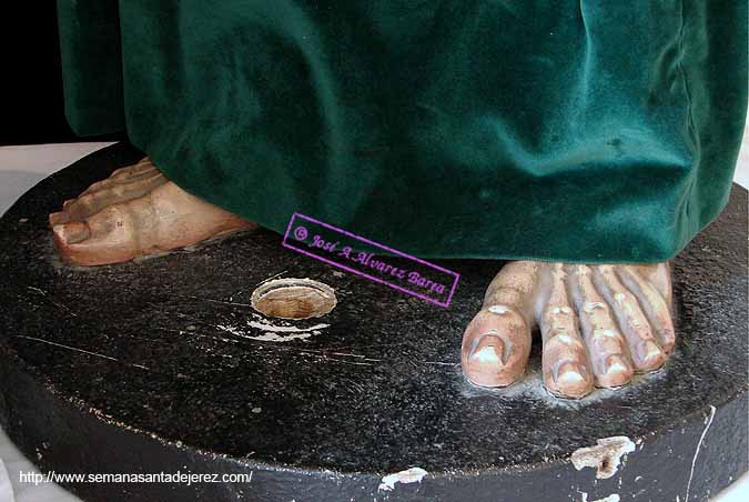 Pies de San Juan (Paso de Misterio del Traslado al Sepulcro de Nuestro Señor Jesucristo)