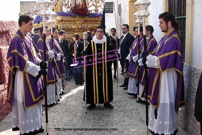 Cuerpo de Acólitos del paso de Misterio de la Hermandad de Santa Marta