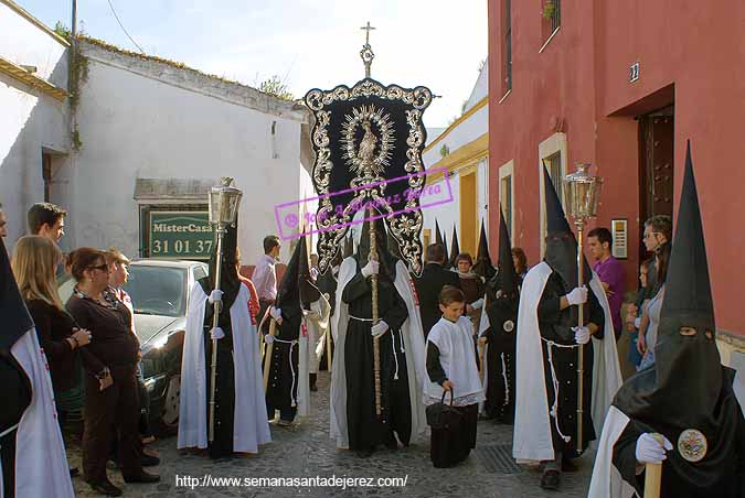 Presidencia del Simpecado de la Hermandad de Santa Marta