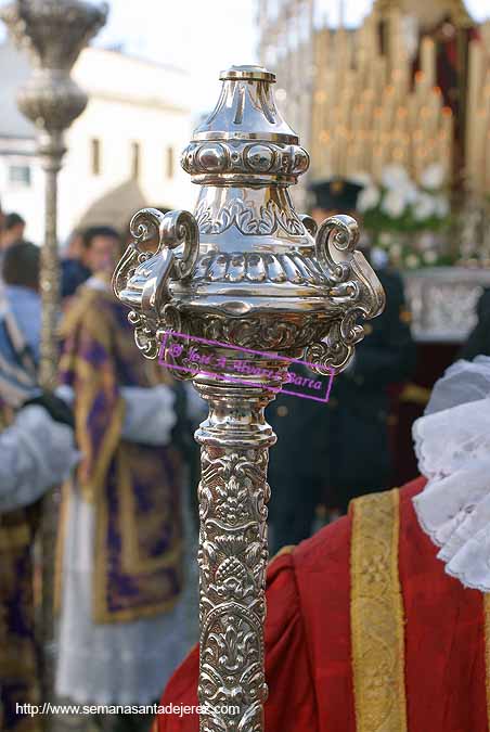 Pertiga del Pertiguero del paso de palio de la Hermandad de Santa Marta