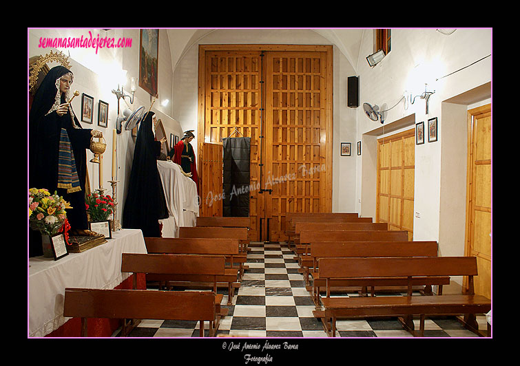 Interior de la Capilla de la Casa-Hermandad de Santa Marta