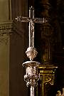 Cruz Parroquial - Anónimo de escuela andaluza, siglo XVIII. Plata en su color labrada, cincelada y repujada (Iglesia de San Lucas)