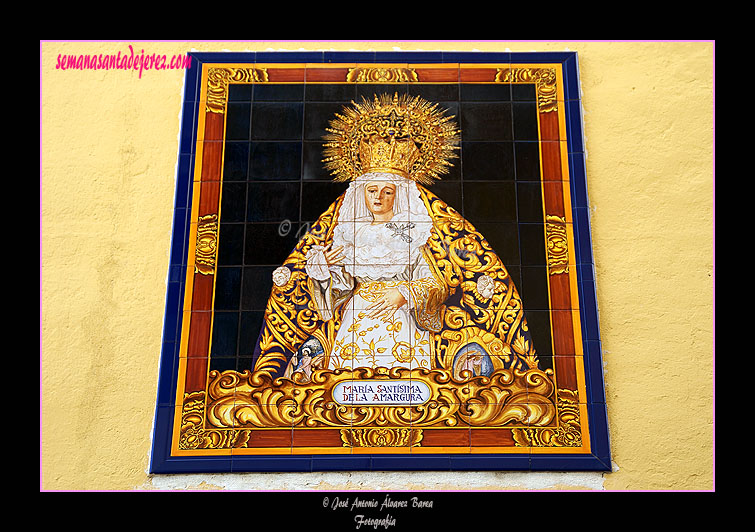 Retablo cerámico de Nuestra Señora de la Amargura (Calle Doña Felipa)