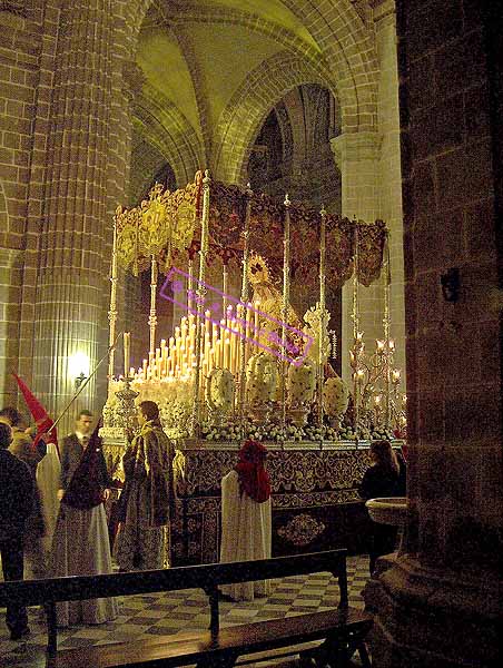 Paso de palio de María Santísima del Desamparo