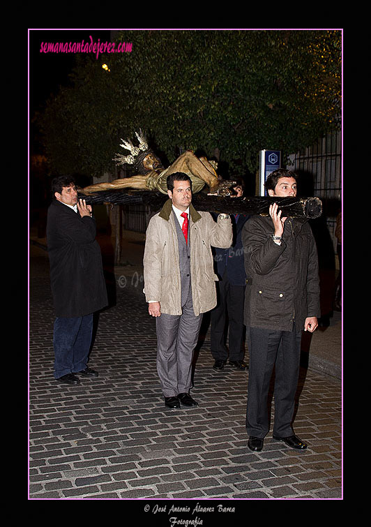 Traslado del Santísimo Cristo de las Almas a la Iglesia de la Victoria para la celebración de los Cultos anuales (21 de febrero de 2011)