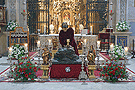 Besamanos extraordinario de Nuestro Padre Jesús Orando en el Huerto con motivo de su próxima restauración (8 de diciembre de 2009)