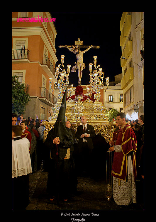 Paso del Santo Crucifijo de la Salud