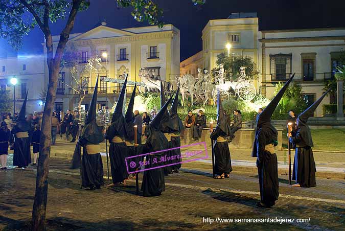 Cruz de Guía de la Hermandad del Santo Crucifijo de la Salud 