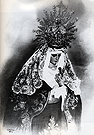 La Virgen de la Esperanza a principios de los 50. Es una talla anónima adquirida por el hermano D.José Soto Ruiz (Foto: Alberto del Castillo Garcés)