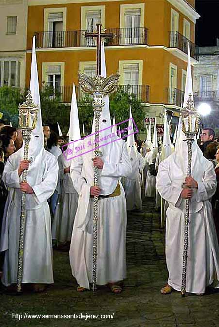 Cruz de Guía de la Hermandad de las Cinco Llagas