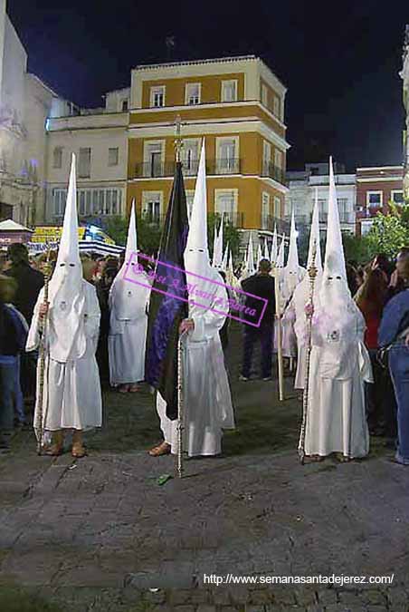 Presidencia de la Bandera del Señor de la Hermandad de las Cinco Llagas