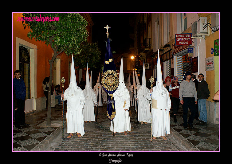 Presidencia del Estandarte de la Hermandad de las Cinco Llagas