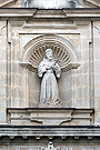 Imagen de San Francisco de Asís en la portada del Convento de San Francisco