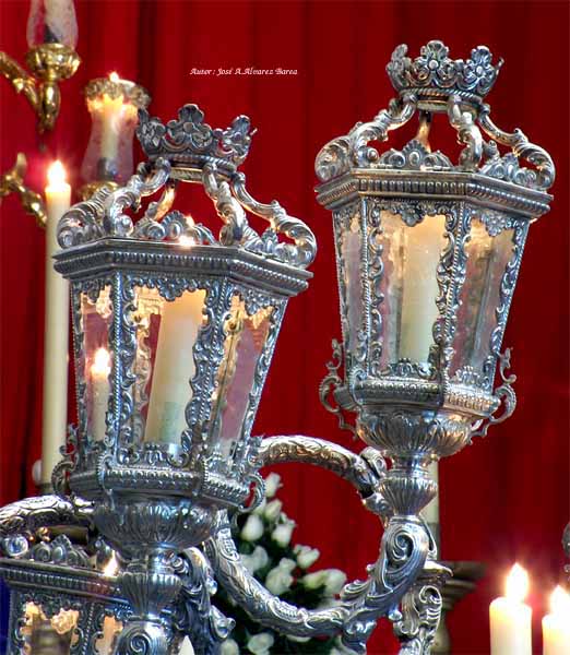 Faroles de los candelabros de cola del Paso de Palio de Nuestra Madre y Señora del Traspaso 