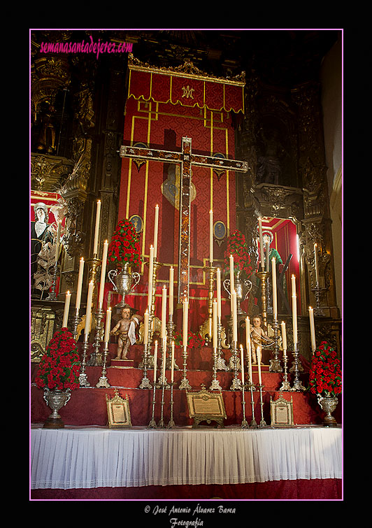 Fondo de Altar de Besamanos de Nuestra Madre y Señora del Traspaso 2011