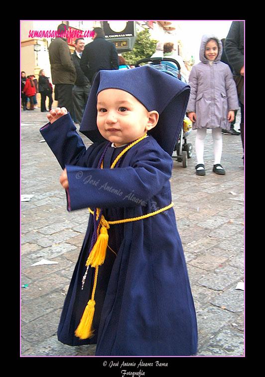 Pequeño nazareno de la Hermandad de Jesús Nazareno