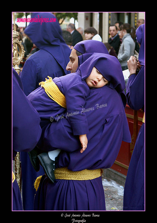 Pequeño nazareno de la Hermandad de Jesús Nazareno