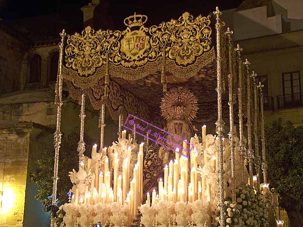 Paso de Palio de Nuestra Señora de la Esperanza