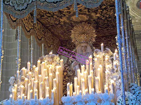 Paso de Palio de Nuestra Señora de la Esperanza