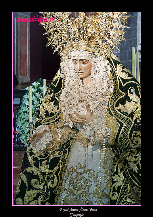 Nuestra Señora de la Esperanza tras recibir la Medalla de Oro de la Ciudad de Jerez (30 de septiembre de 2012)