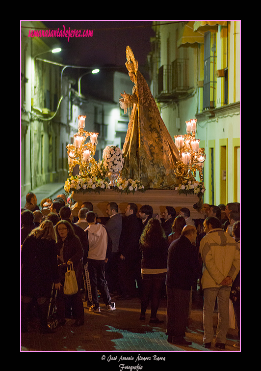 Traslado de Nuestra Señora de la Esperanza de la Yedra desde el Convento de Madre de Dios tras la celebración del Triduo en su honor (18 de diciembre de 2012)