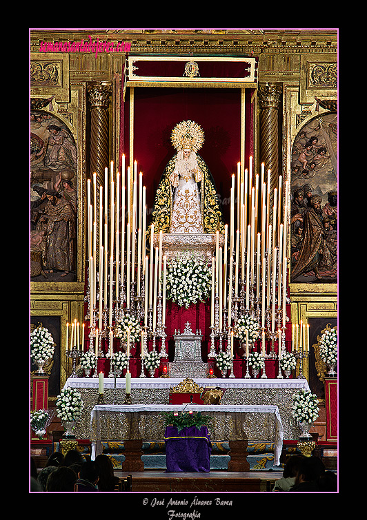 Altar de Cultos de María Santísima de la Esperanza de la Yedra en la Iglesia de San Miguel 2011