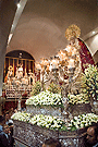 Visita de Nuestra Señora de la Esperanza de la Yedra a la Capilla del Asilo de San José en la Procesión de regreso a su Ermita tras recibir la Medalla de Oro de la Ciudad de Jerez (30 de septiembre de 2012)
