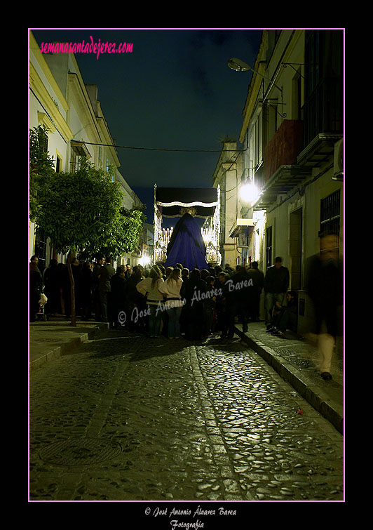 Trasera del paso de palio de María Santísima del Dulce Nombre