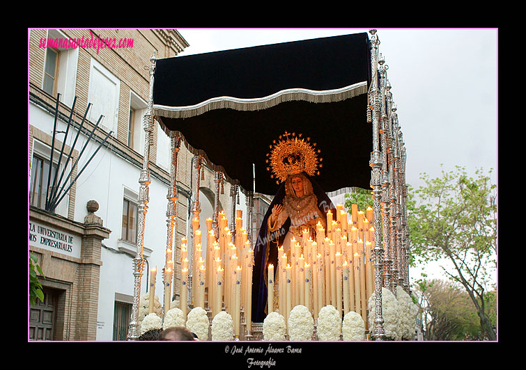 Paso de palio de María Santísima del Dulce Nombre