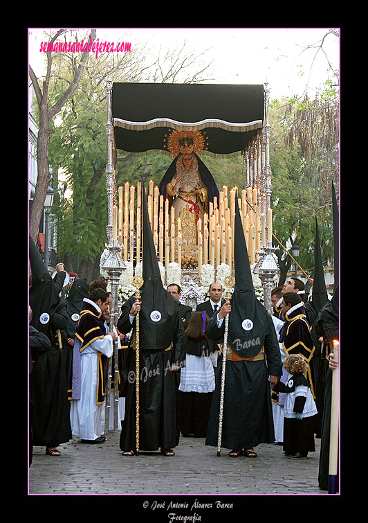 Paso de palio de María Santísima del Dulce Nombre