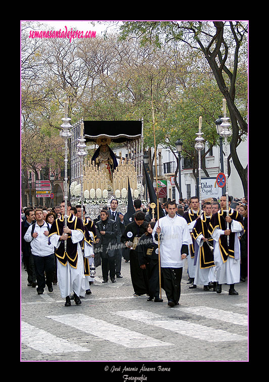 Paso de palio de María Santísima del Dulce Nombre