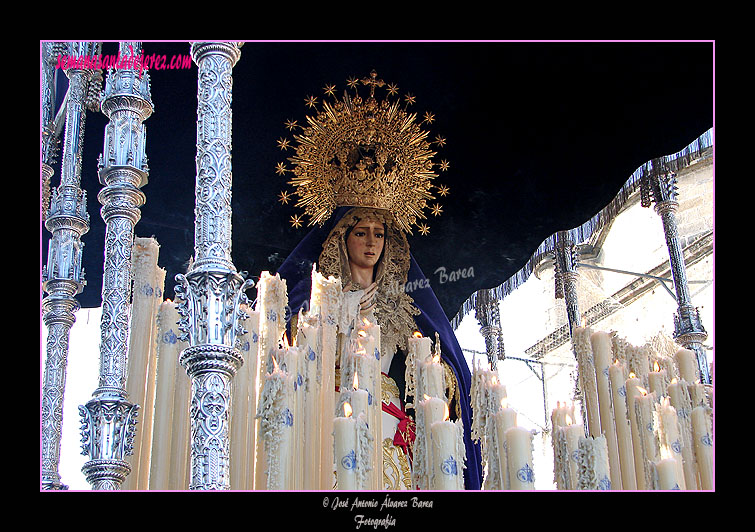 Paso de palio de María Santísima del Dulce Nombre