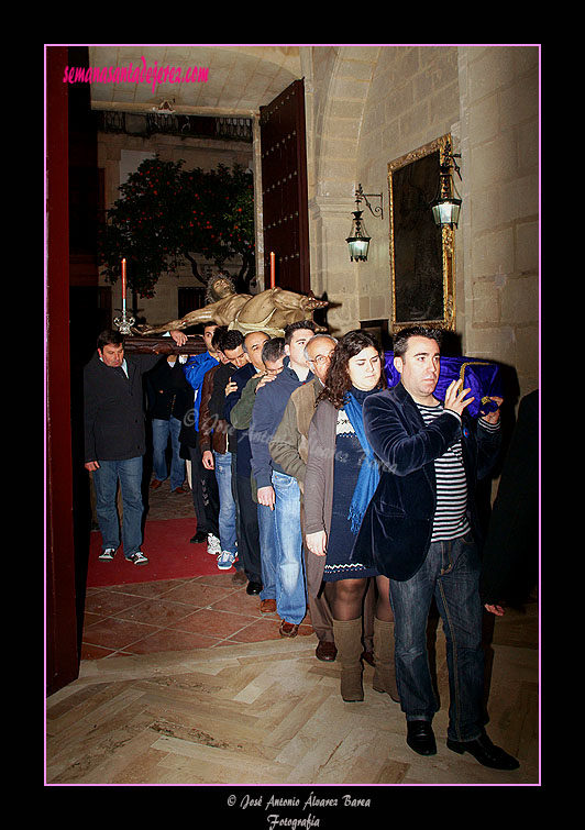 19 de enero de 2011 - Traslado de las Imágenes de la Hermandad del Perdón a la Iglesia de San Dionisio