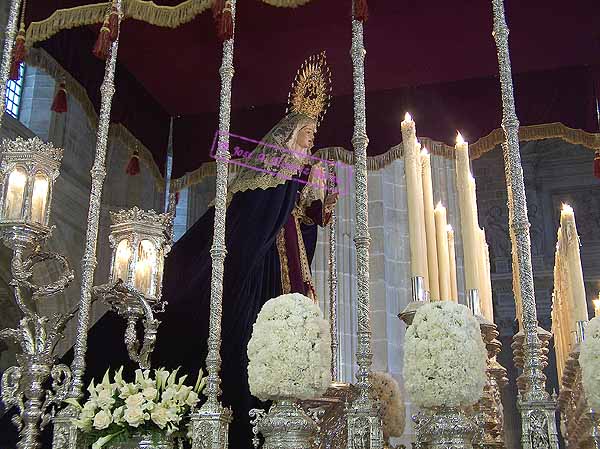 Paso de Palio de María Santísima del Perpetuo Socorro