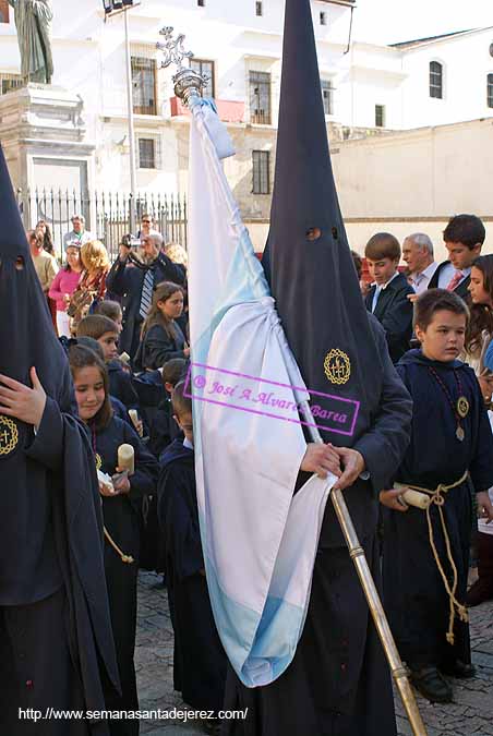 Bandera de la Virgen de la Hermandad del Cristo del Perdón