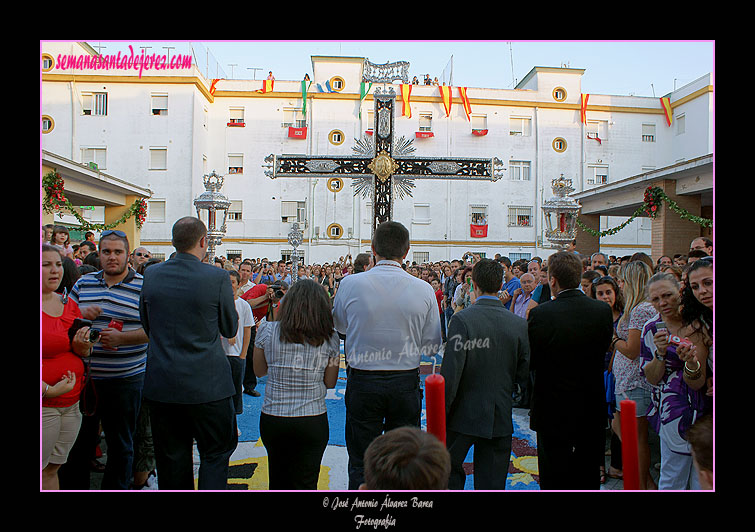 Procesión Extraordinaria del Santísimo Cristo de la Exaltación con motivo del 50º Aniversario del Paso de Misterio