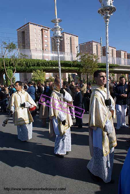 Acólitos del Paso de Palio de la Hermandad del Cristo de la Exaltación