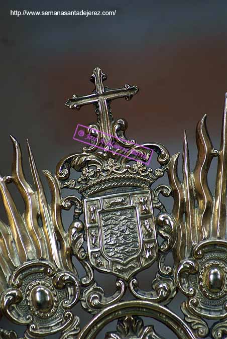 Cruz que remata la diadema de María Santísima del Valle